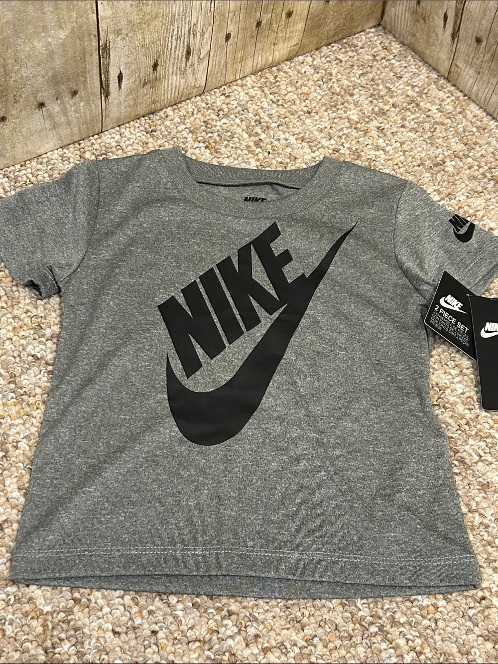 Nike 2-Piece T-Shirt and Shorts Set Black/Gray 24M